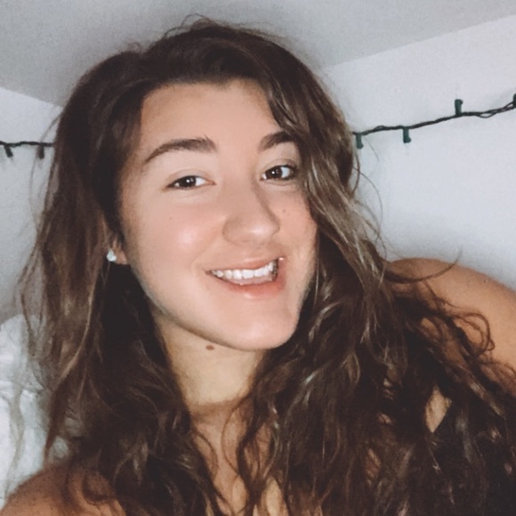 Meet your Posher, Lauren - Picture 1 of 1